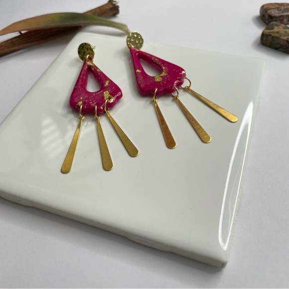 Boho Pink Gold Geometric Clay Earrings - Picture 3 of 7